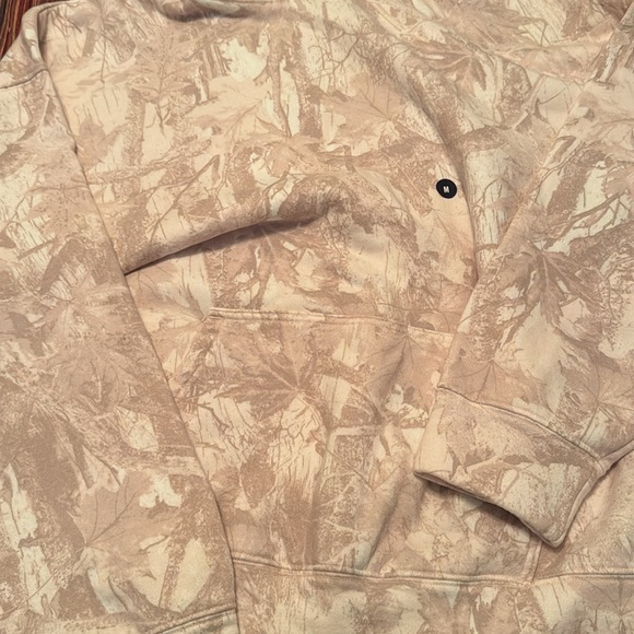 Hollister pink Patterned Hoodie - Picture 2 of 2